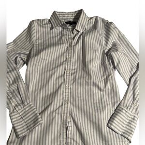 Banana republic women’s Riley blue pinstripe, sz6